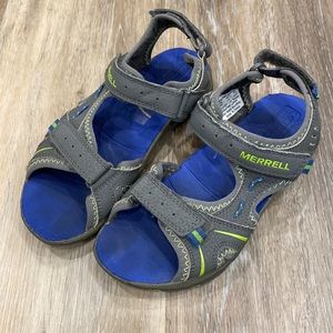 Merrell boys size 2 waterproof sandle